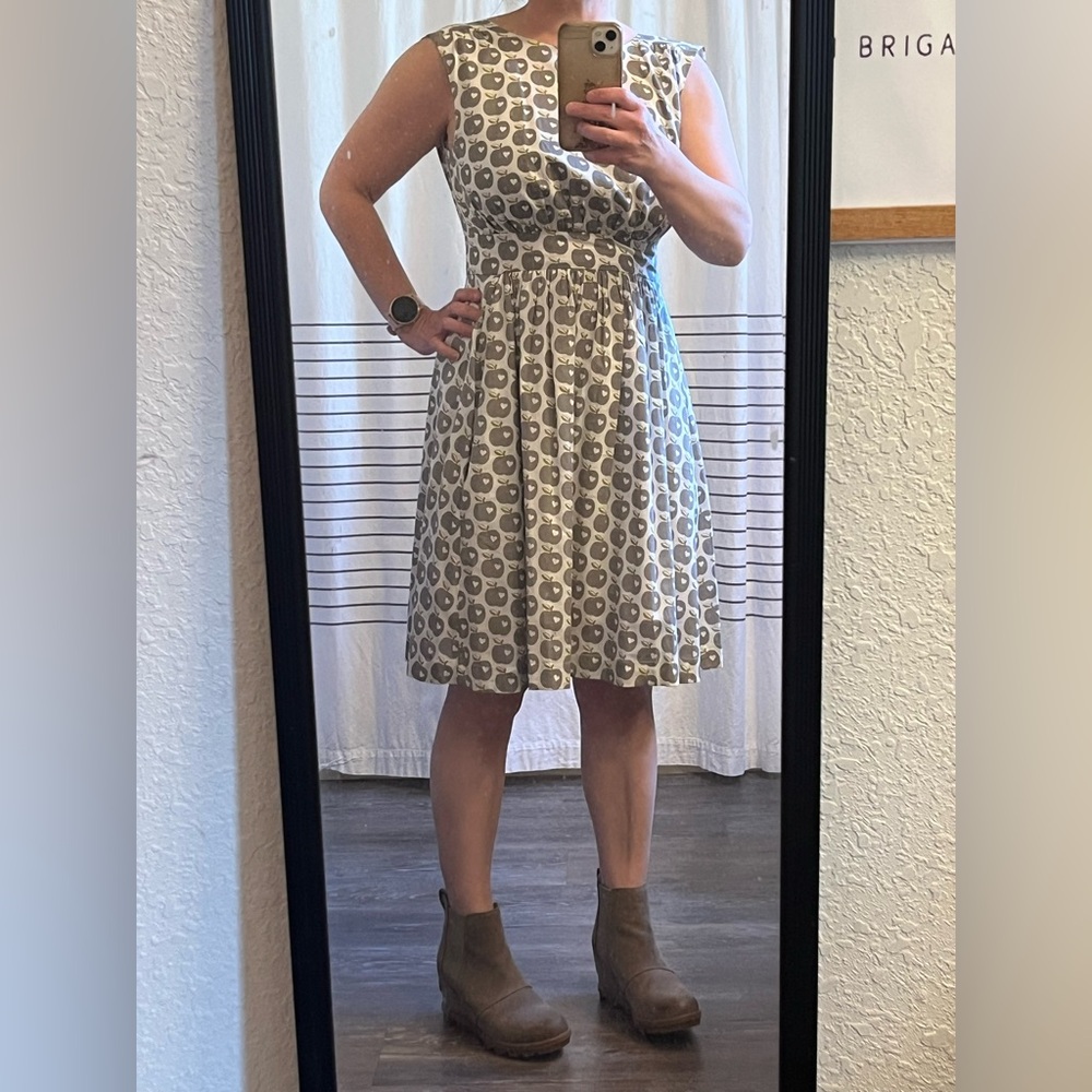 Grey Apple Print Sleeveless Dress with hearts. XS